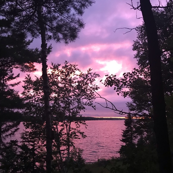 Meet your posher! - Picture 2 of 3